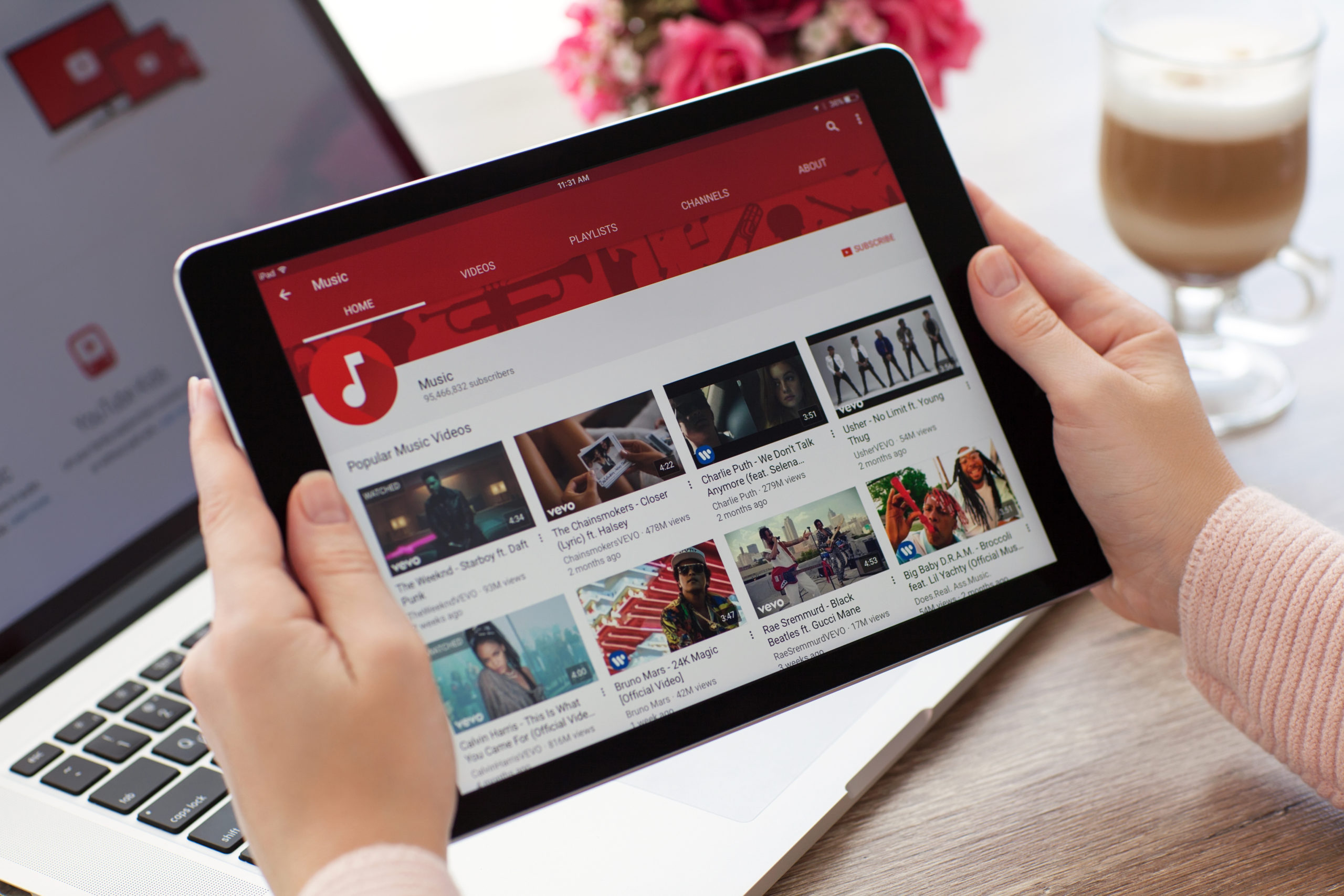 Karantina Günlerinde Keyifle İzleyebileceğiniz Farklı Kategorideki YouTube Kanalları